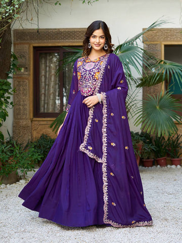 Stunning Purple Color Star Georgette Gown for Women