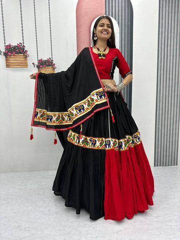 Navratri Wear Black Cotton Gamathi Choli For Women