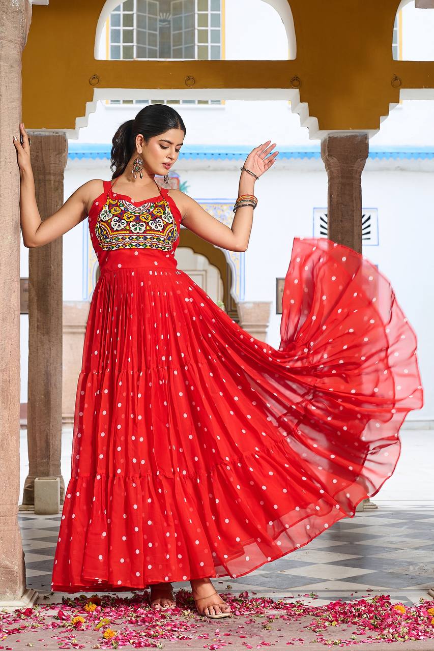 Demanding Red Georgette Gamthi Work Navratri Gown