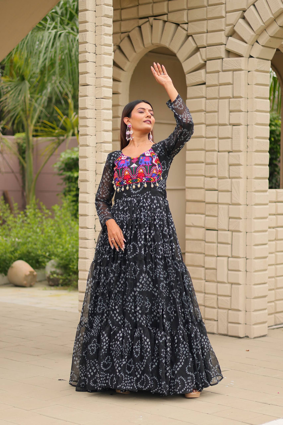 Awesome Black Georgette Gown For Festive Celebration