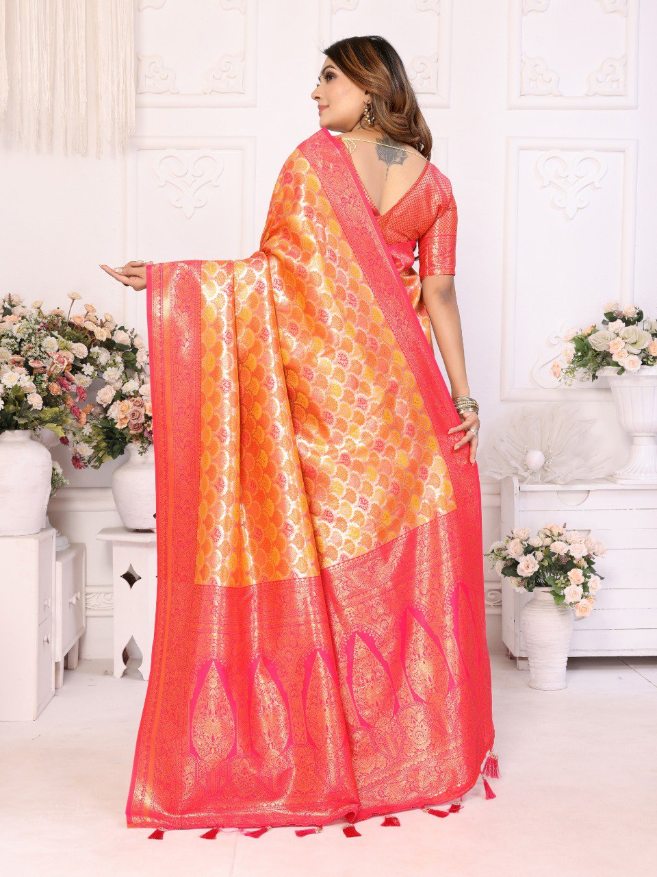 Modern Indian Designer Yellow Color Banarasi Silk Weaving Saree For Wedding